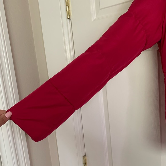 Waterproof jacket - Picture 5 of 5